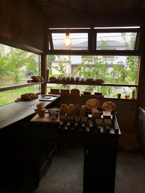 天然酵母パン tombolo 宝来町店