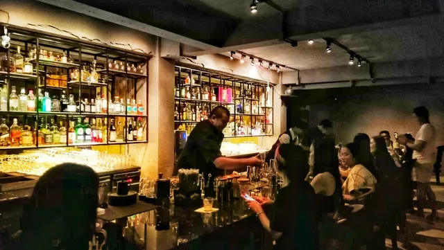 Smile's Cocktail Bar Pattaya #บาร์ลับพัทยา #สายสอง #ซอยสอง