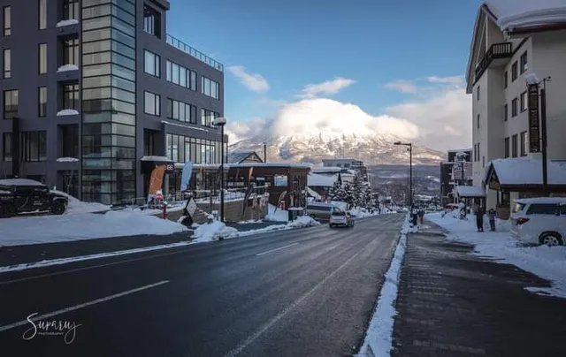 ニセコ東急 グラン・ヒラフ キングゴンドラ 山麓駅