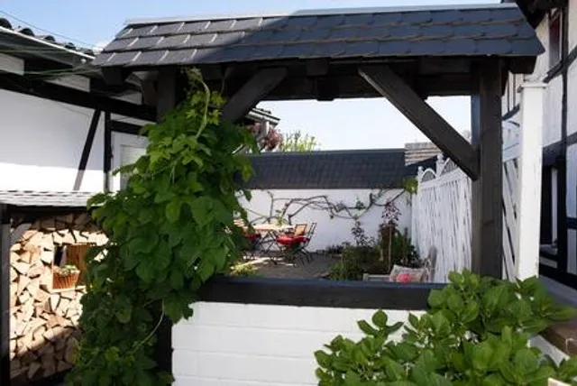 Rosige Zeiten, Ferien im Fachwerkhaus