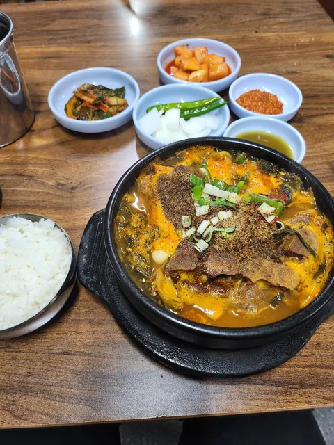 와뼈해장국감자탕