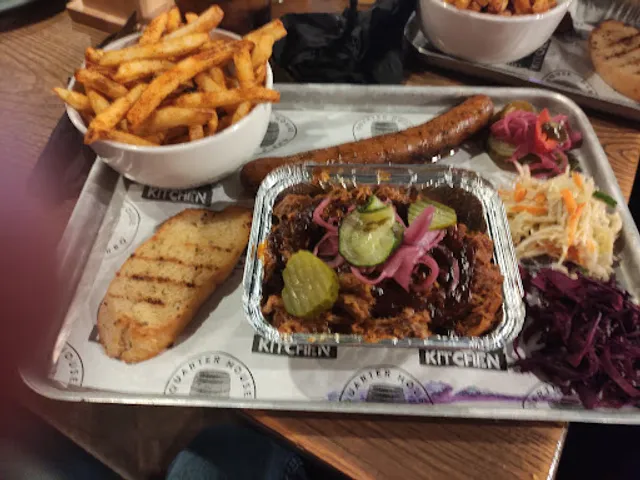 Quarter House Beer & BBQ