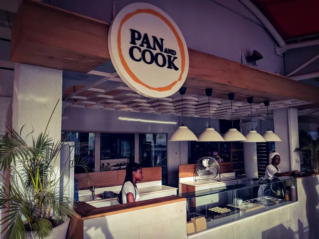 Pan and Cook - AC Mall