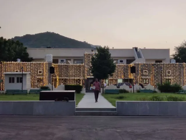 King Edward Memorial Hotel