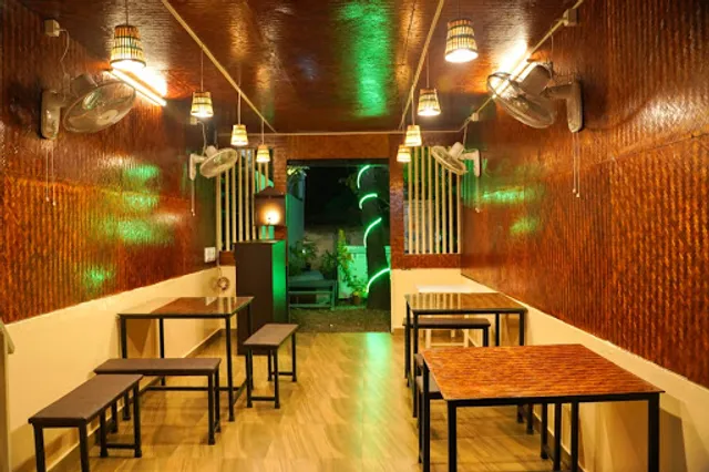 SAF Paathiraputtu Seafood Restaurant