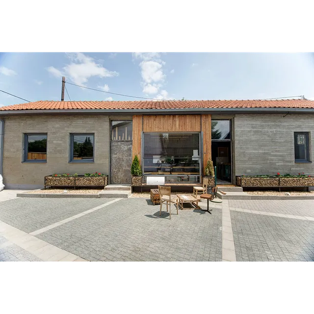 Fair & Square Hostel