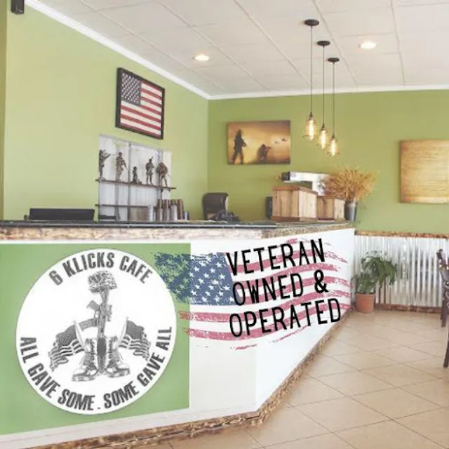 6 Klicks Cafe