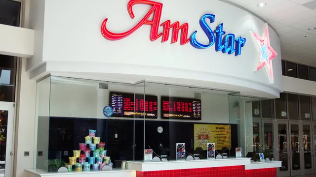 AmStar Oxford by Santikos