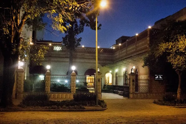 La Casa De Los Dos Leones