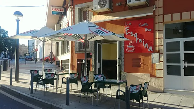 Cafe Bar La Esquina