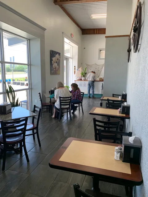 Hallettsville Seafood & Grill