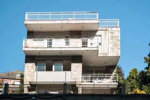 La Casa de las Camelias by Prishomes