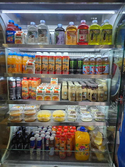 New York Deli Y Pupuseria