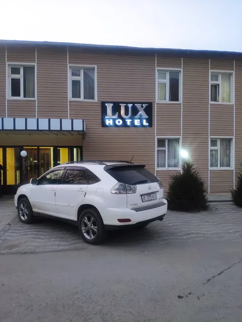 Гостиница Lux