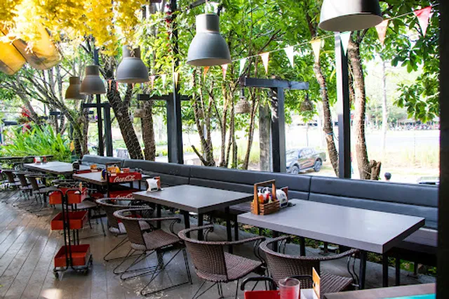 Larn Ta Chu Steak House