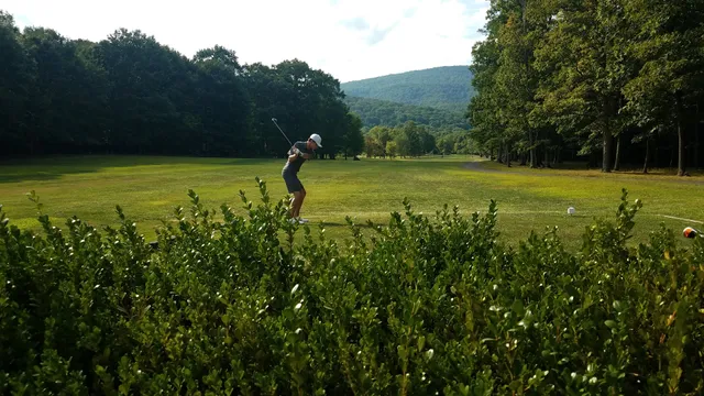 Fore Sisters Golf Course