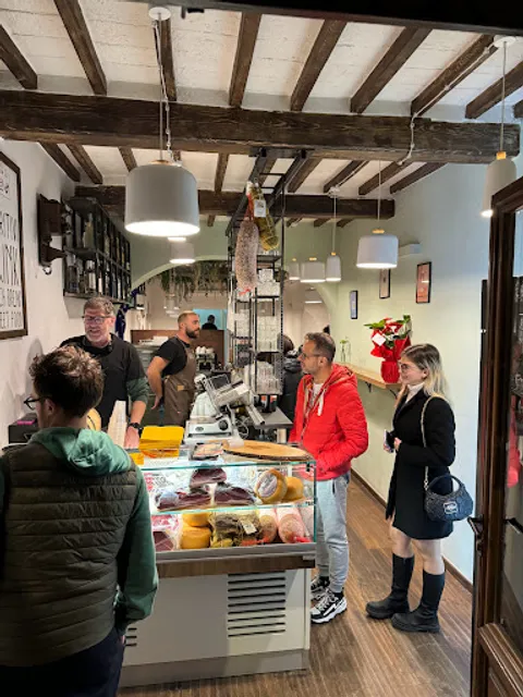 La Schiaccia dell'Opio - Too Cool