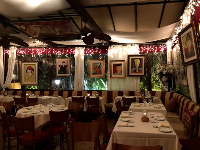 Sal’s Place (at old Il Piccolino)