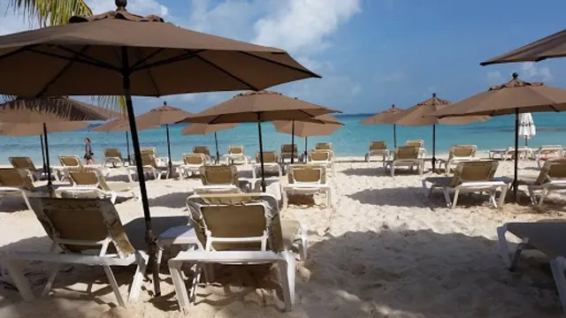 Tuturreque by Playa Arena