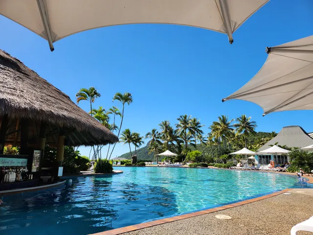 Hamilton Island Resort Centre