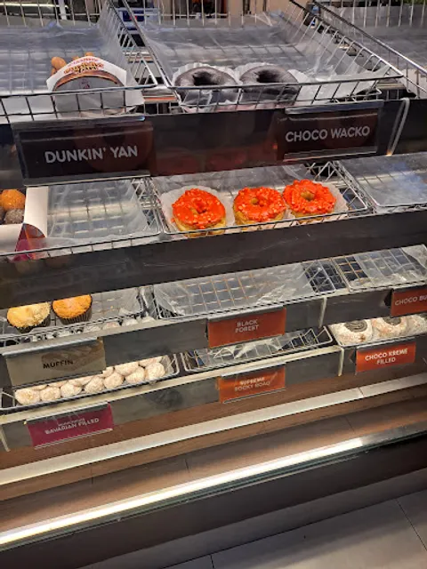 Dunkin' - WalterMart Subic