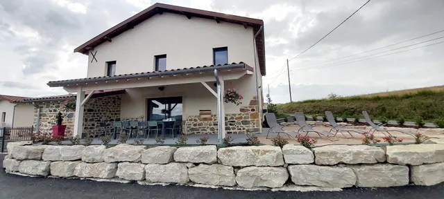 Location Gîte de Groupe Gite de Charme avec Spa Privatif | Domaine de Solémy