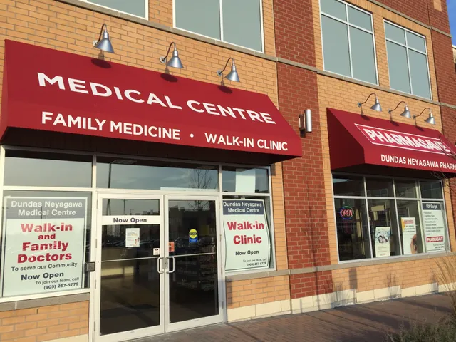 Dundas Neyagawa Medical Centre and Pharmacy