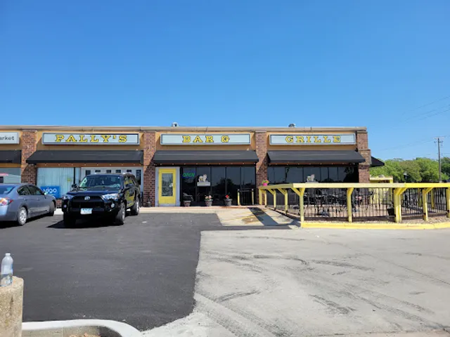 Pally's Bar and Grille