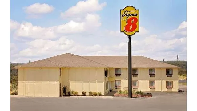 Super 8 by Wyndham Rock Port MO