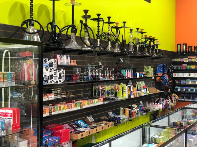 Smoke Center | Vapes | Kratom | CBD | THC-A & More