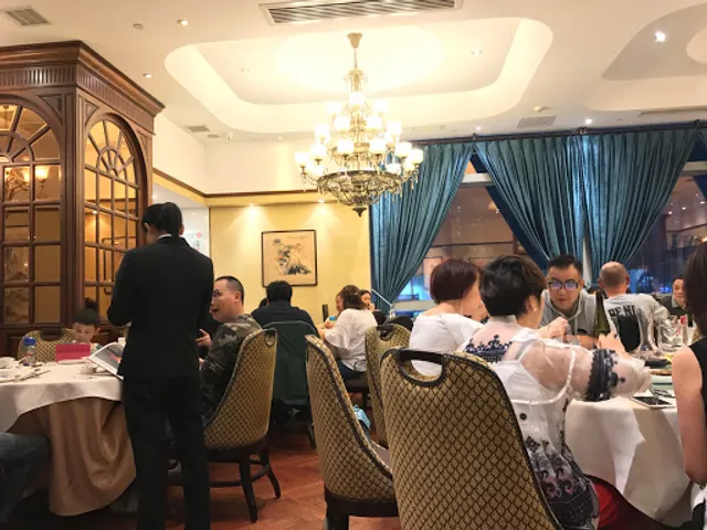 Nan Ling Restaurant