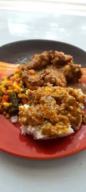 Maxie Island Cuisine