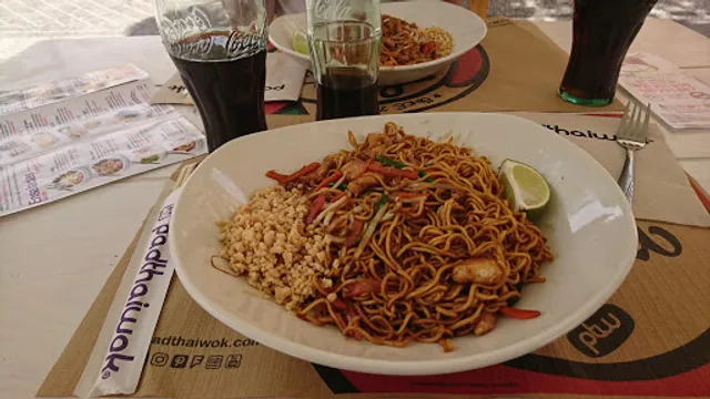 padthaiwok. Granada - Pza. Einstein