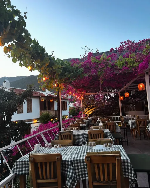 Nereid Meyhanesi Kaş