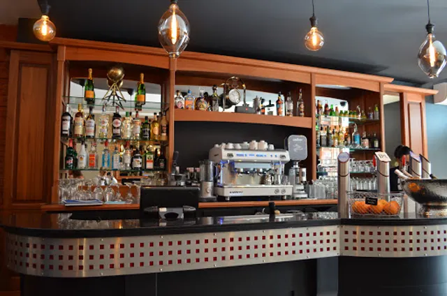 Bistrô XIII - Irish Pub - Brasserie - Repas de groupes