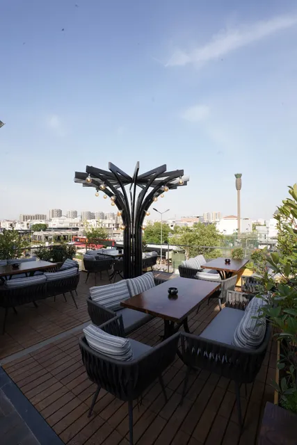 Chestnut Restaurant & Pub - چێستنەت رێستۆرانت