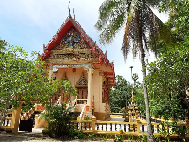 Wat Na Phra Lan