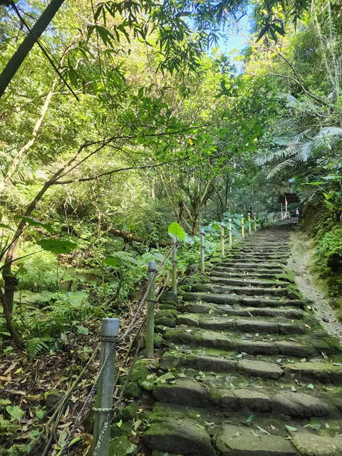 朱財華登山步道