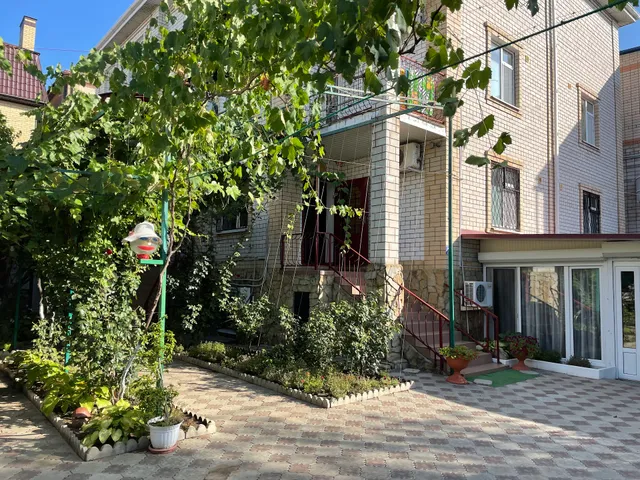 Guest complex "Family"