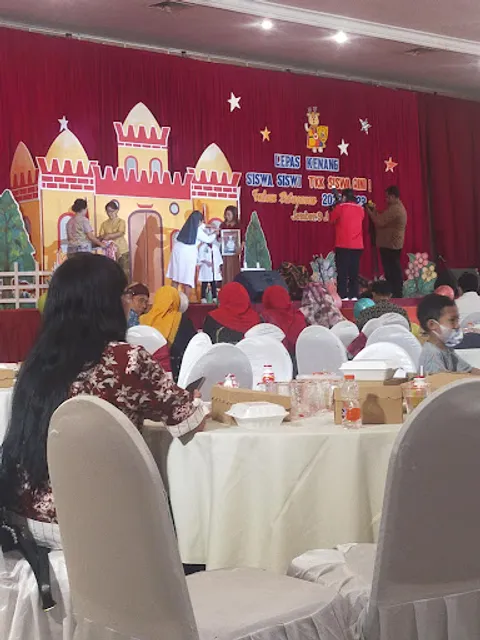 New Sari Utama Restaurant