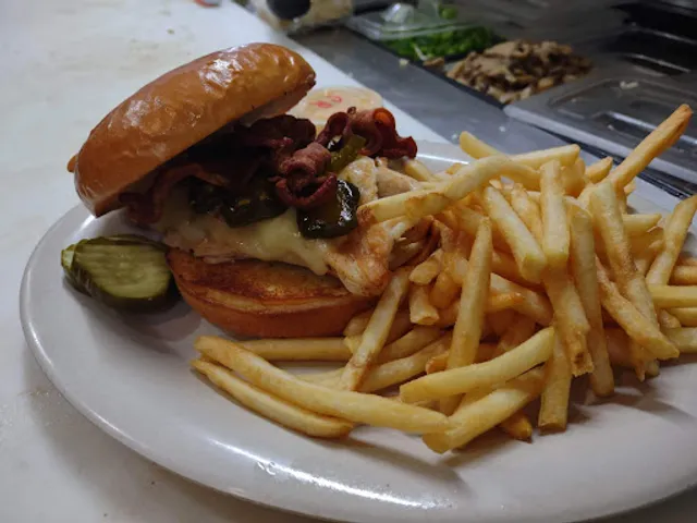 Zig’s Lakeside Pub and Grill