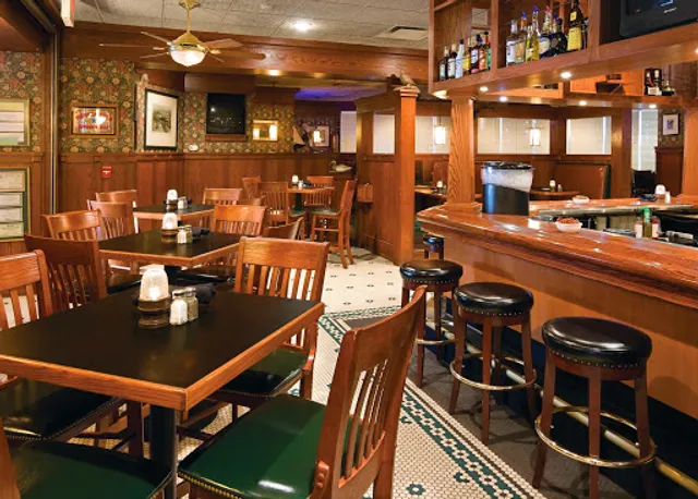 Minervas Restaurant & Bar