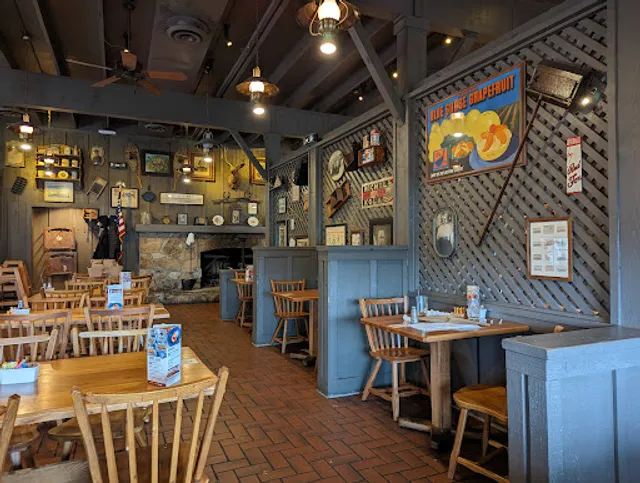 Cracker Barrel Old Country Store