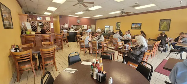 Emmy Lou's Diner aka La Cocina de Doña Luz