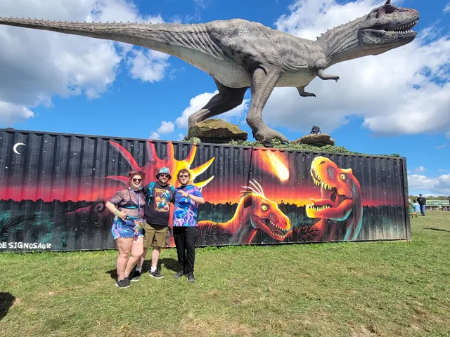 Legend Valley Public Entrance