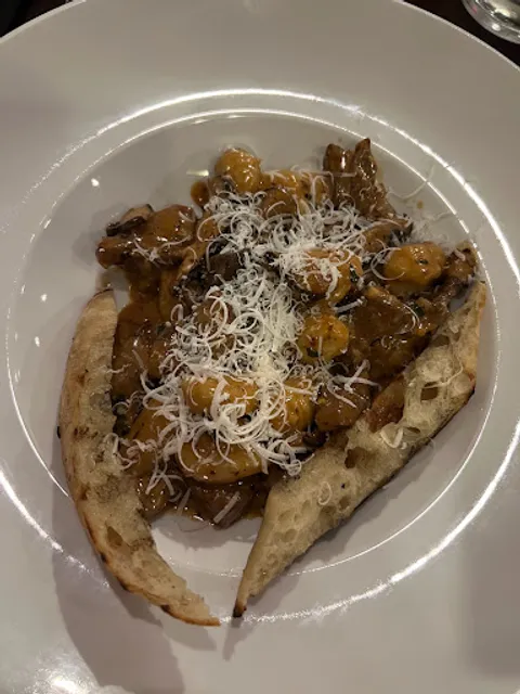 The Green Line Kitchen and Cocktails