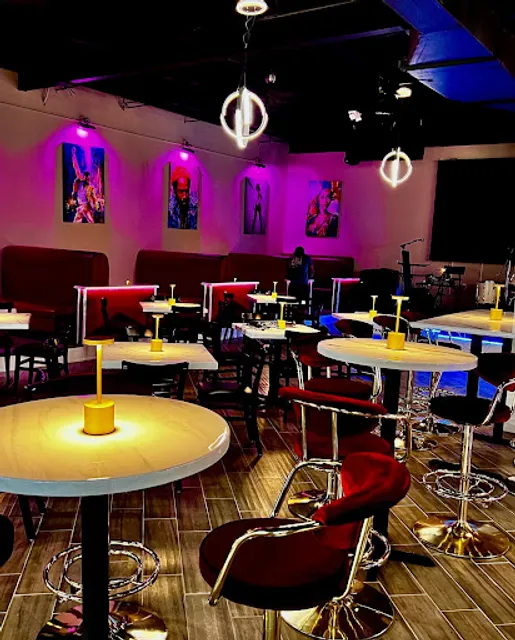 Monarch Bar and Lounge