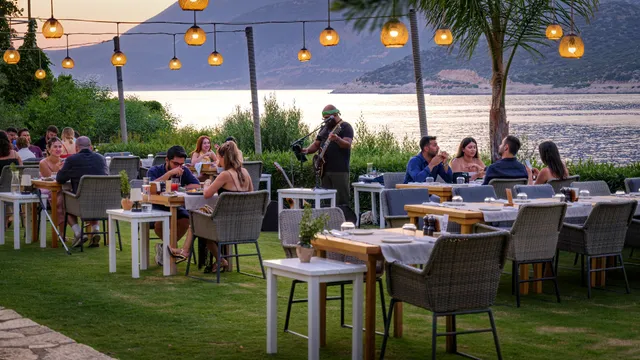 Taşra Kaş Restaurant (+14)