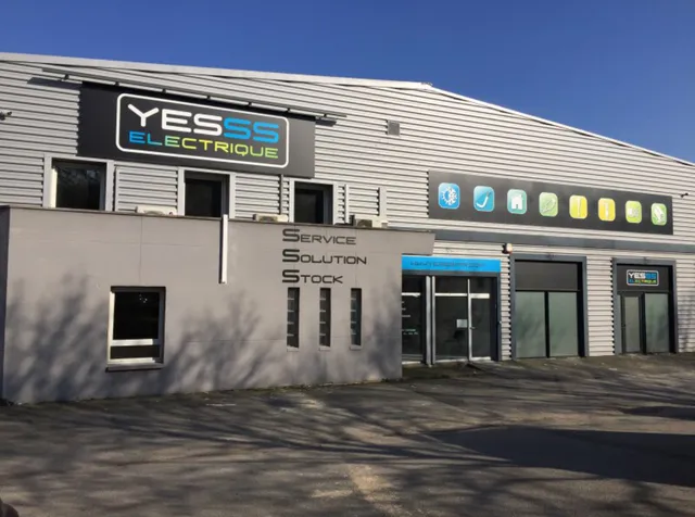 YESSS Electrique Rouen Droite