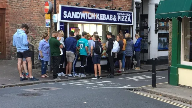 Sandwich Kebab Pizza